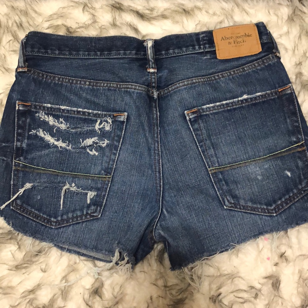 Distressed Jeans